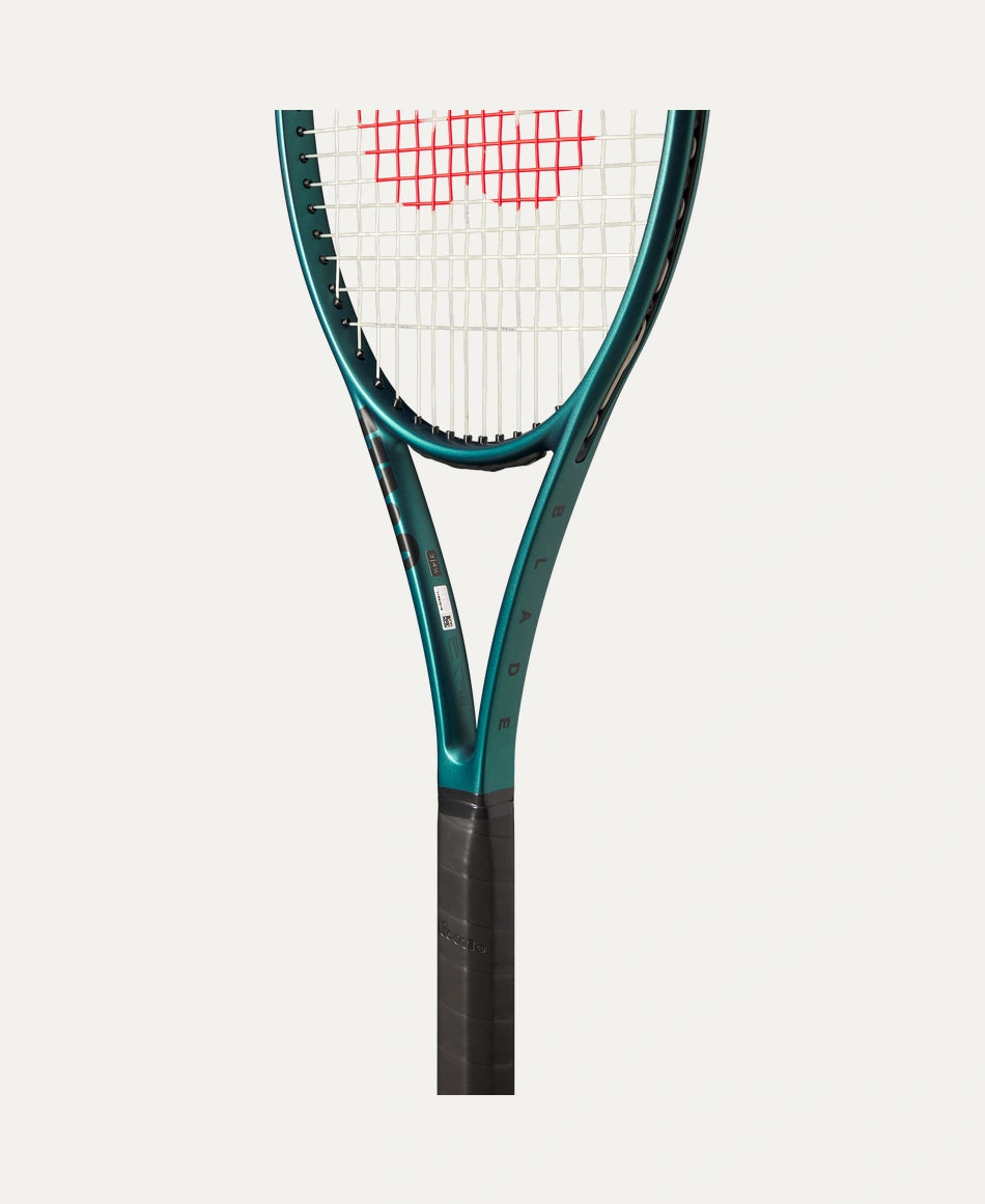 Wilson Blade 98 (16x19) V9 Tennis Racket - Unstrung